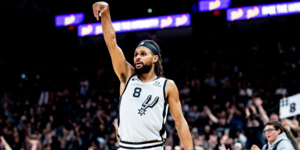 patty mills three-point shooting