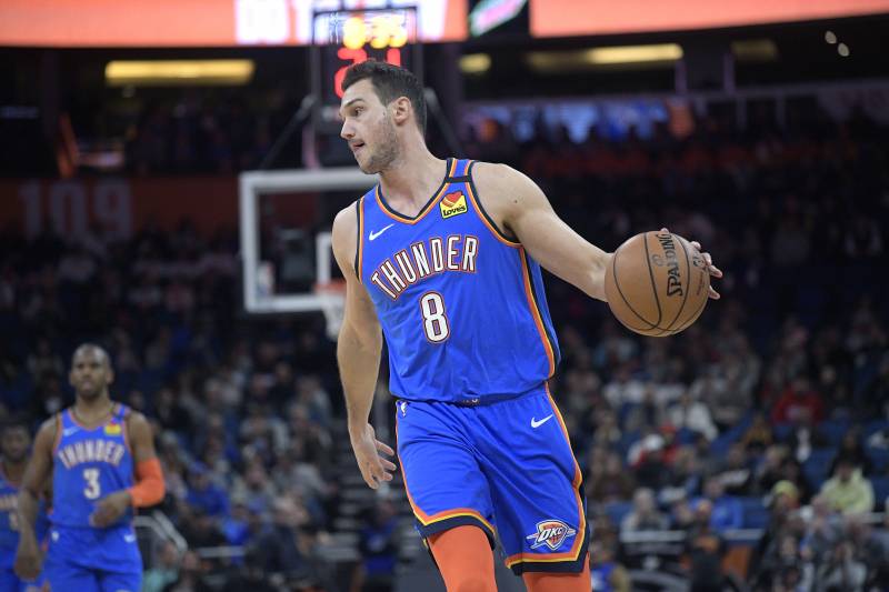 danilo gallinari faces the spurs