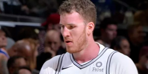 jakob poeltl