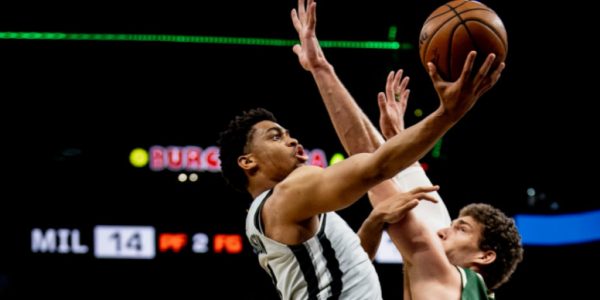 keldon johnson bucks