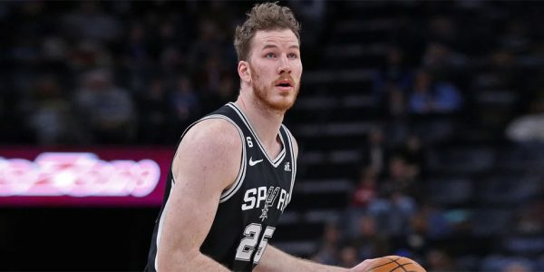 jakob poeltl